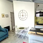 Beautiful T2 With Balcony - Close To The Beach * Sanary-sur-Mer