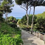 Beautiful T2 With Balcony - Close To The Beach Apartamento Sanary-sur-Mer